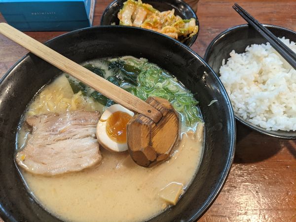 「鶏白湯チャーシュー1枚　750円」@らーめん本郷亭 本店の写真