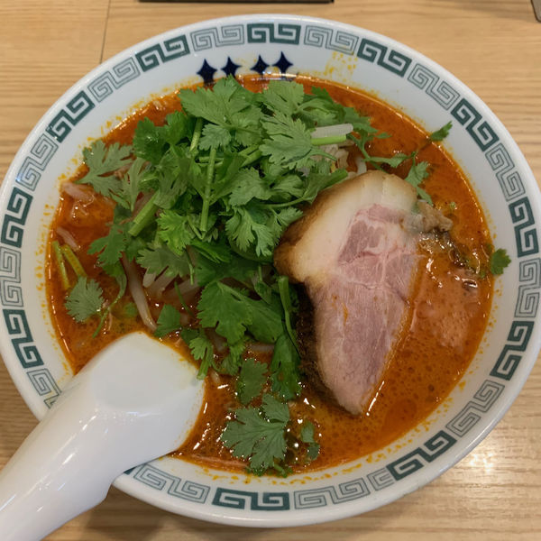 【期間限定】熊本とんこつトムヤムラーメン（二杯目にティーヌンの「太肉トムヤムラーメン」）