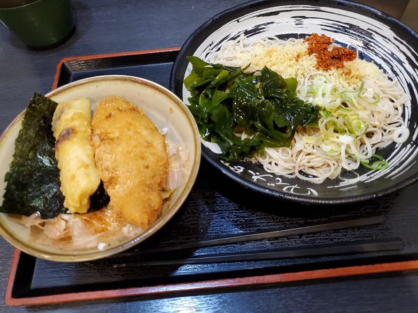 「ミニのり弁セット・冷(600円)＋わかめ(クーポン)」@ゆで太郎 芝大門店の写真