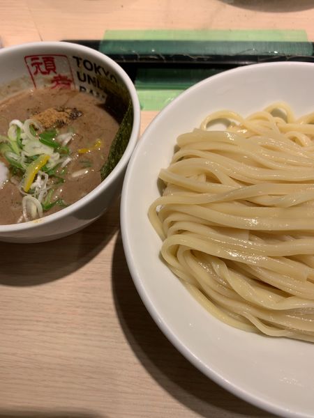 「つけ麺（濃厚）（880円）」@TOKYO UNDER GROUND RAMEN 頑者の写真