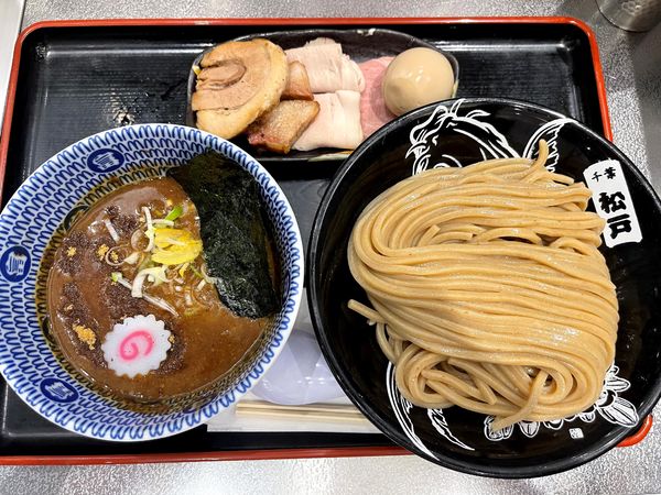 「全部乗せつけめん中」@松戸富田麺絆の写真