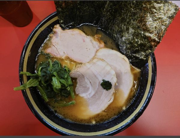 「ラーメン(豚バラ2枚)」@IEKEI_TOKYO 王道家直系の写真
