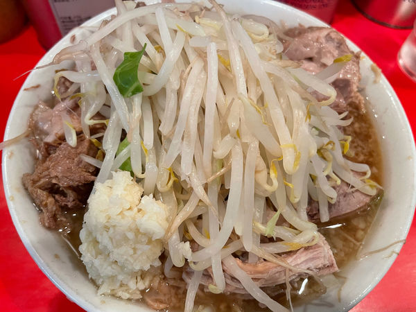 「ブタ入り小」@ラーメン二郎 府中店の写真