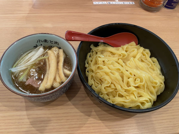 「コクまろ塩」@小麦と肉 桃の木の写真