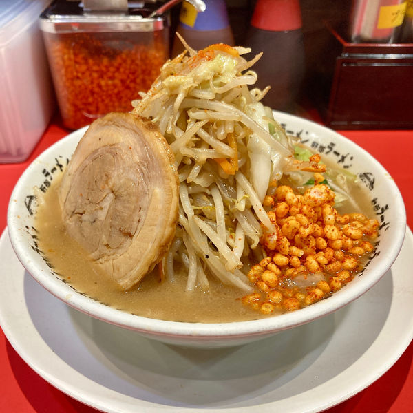 「豚骨野朗ラーメン860円(焼き野菜)」@野郎ラーメン 渋谷センター街総本店の写真