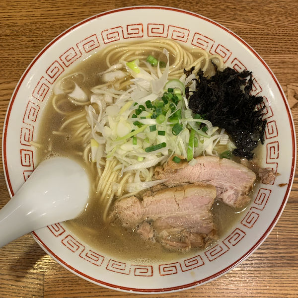 「煮干そば（白醤油）」@煮干中華そば専門 煮干丸の写真