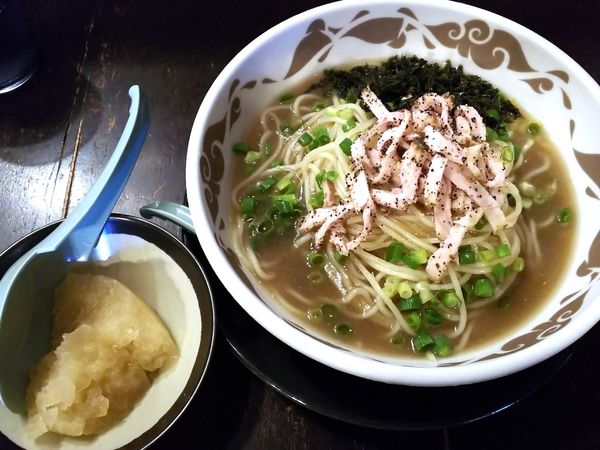 「【限定】伊吹いりことマグロジュレの冷たい出汁そば　880円」@煮干結社 弘前店の写真