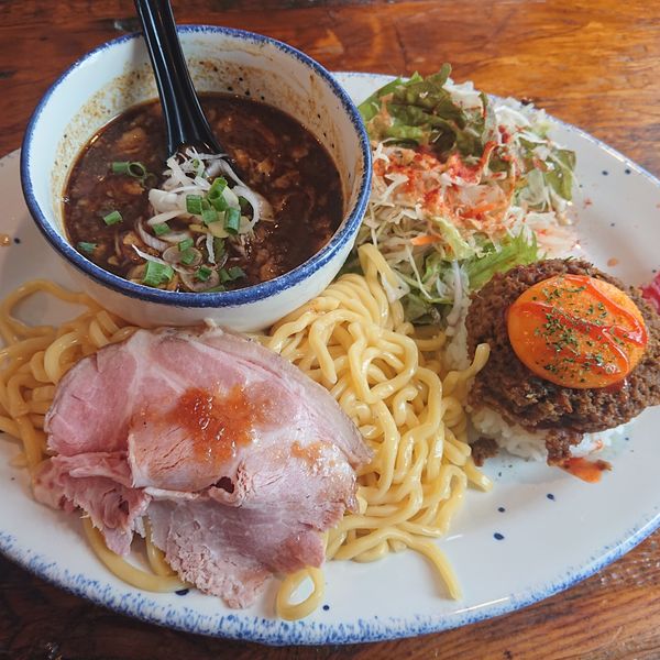 「モンタナカリープレート1300円」@Cafe Montanaの写真