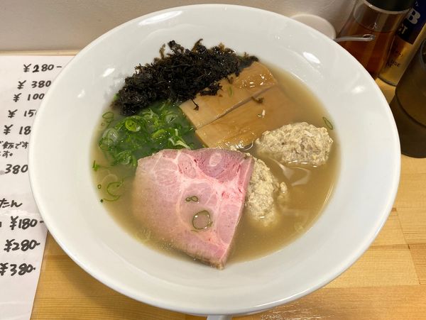 「貝出汁塩らぁめん ８５０円」@らぁめん篠﨑の写真