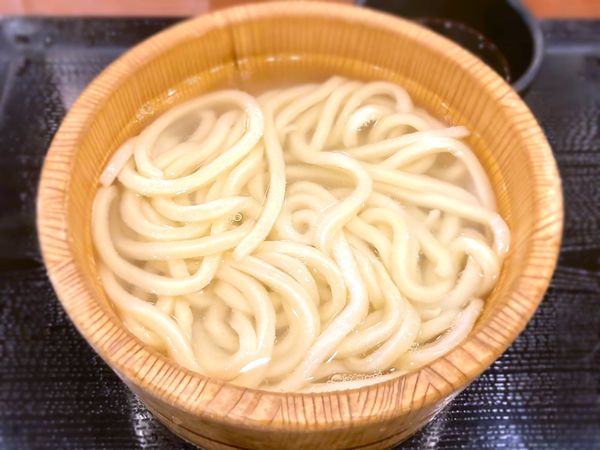 「釜揚げうどん(並)¥290」@丸亀製麺 上野中央通り店の写真