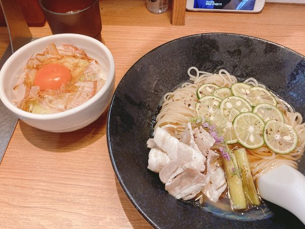 「酢橘と昆布水の和え冷やし」@鶏そば 煮干そば 花山の写真