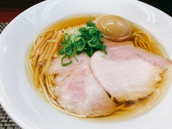 「伊吹いりこ〜イタヤ貝〜淡口」@麺や 睡蓮の写真