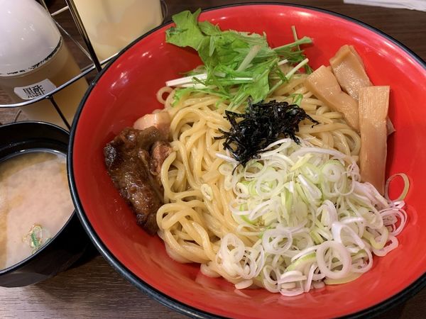 「油そば 大」@釜炊きとんこつ 品川製麺所 新宿2丁目店の写真