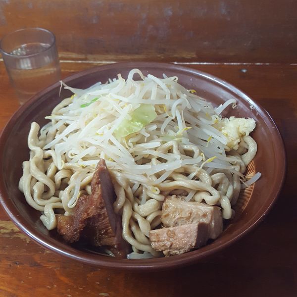 「大ラーメン700g」@蓮爾 新町一丁目店の写真