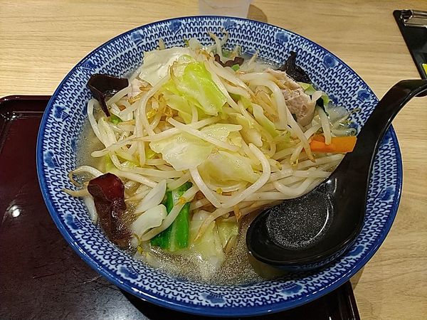 「淡麗タンメン」@埼玉タンメン 山田太郎 所沢本店の写真