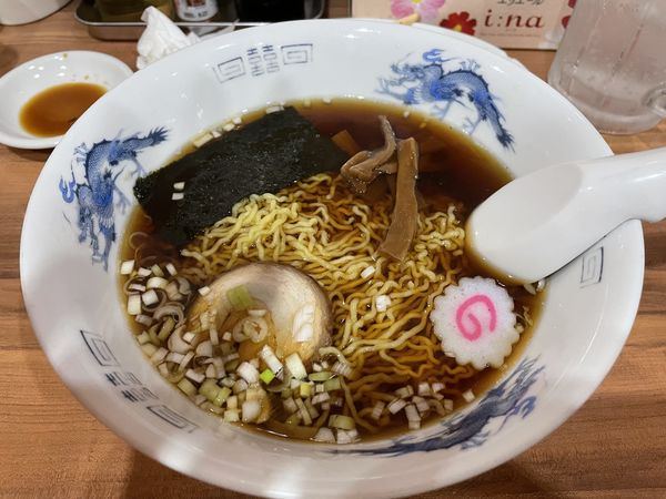 「醤油ラーメン」@六角亭の写真