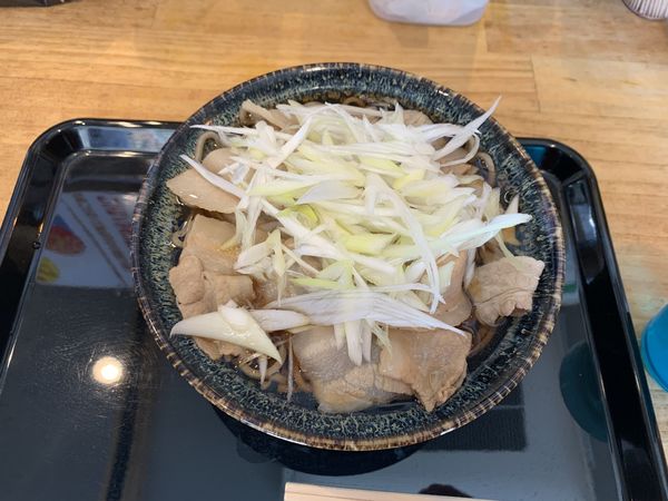 「肉そば (500円)」@立喰い肉そば・肉うどん のじろうの写真