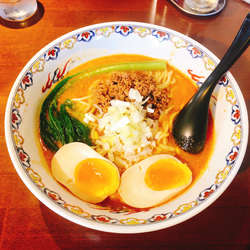 肉みそ担々麺＋半熟たまご