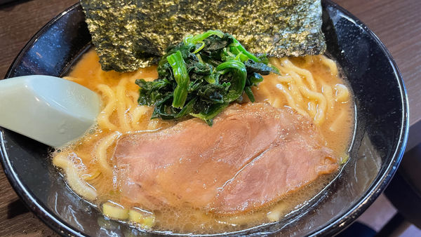 「醤油ラーメン」@らーめん家 せんだい 町田店の写真