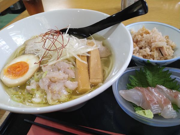 「本日の旬魚ラーメン［メダイ］：(¥1000)」@伝九郎の写真