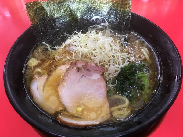 「ラーメン＋キャベセン」@はじめ家の写真