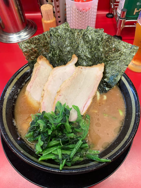 「チャーシューメン3枚　麺カタメ」@柏 王道家の写真