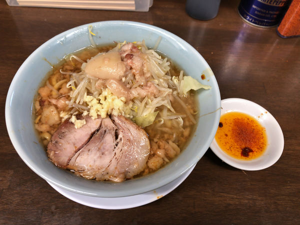 「小の小ラーメン 麺半分ヤサイ少な目ニンニクちょっとアブラちょ」@らーめん玄の写真