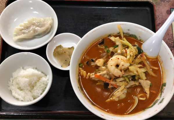 「辛口チャンポン麺セット 800円」@新雪園の写真