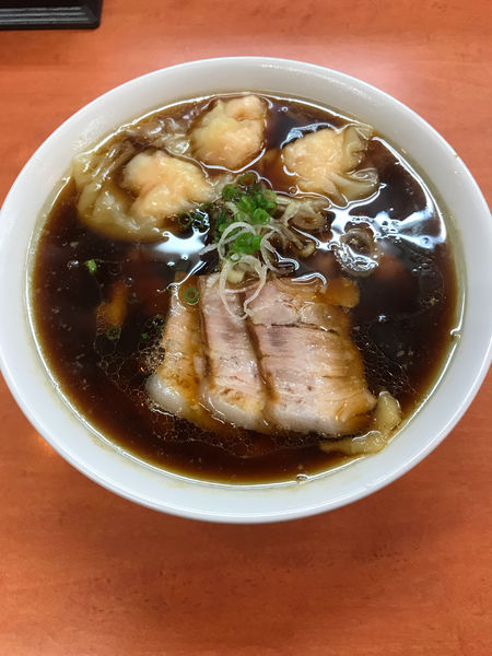 「海老ワンタン麺・濃口 950円」@日陰の写真