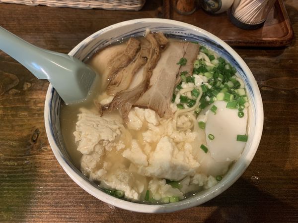 「ゆし豆腐そば 600円」@あじゃずの写真