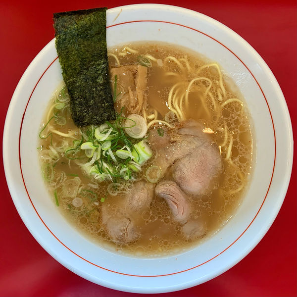 「らーめん（580円）」@醤油とんこつらーめん ゴウジャンの写真