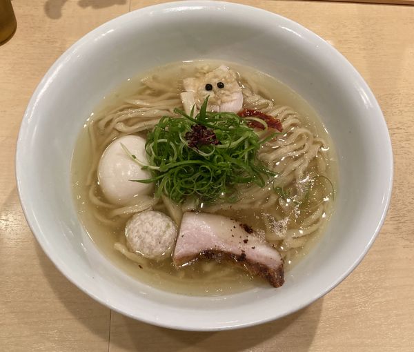 「味たま塩そば」@饗 くろ㐂の写真