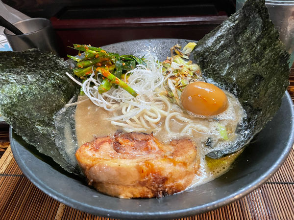 「鬼壺ニラ豚骨ラーメン」@和歌山家の写真