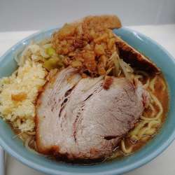 豚ラーメン  麺増し500g