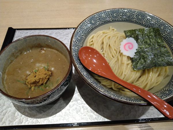 「濃厚つけ麺　大盛り」@中華そば 葵 ララガーデン川口店の写真