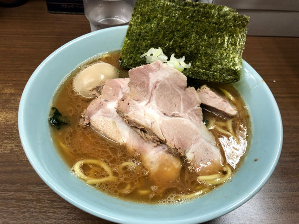 「全部のせラーメン」@横浜家系 侍 渋谷店の写真