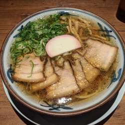 中華そば　850円