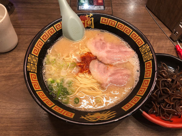 「らーめん」@一蘭 横浜桜木町店の写真