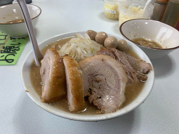 「ブタラーメン＋うずら＋肉カス」@ラーメン赤沼 熊谷店の写真