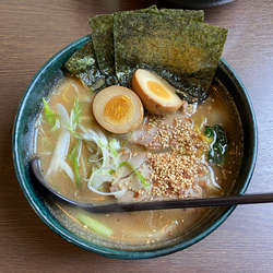 海苔玉醤油ラーメン