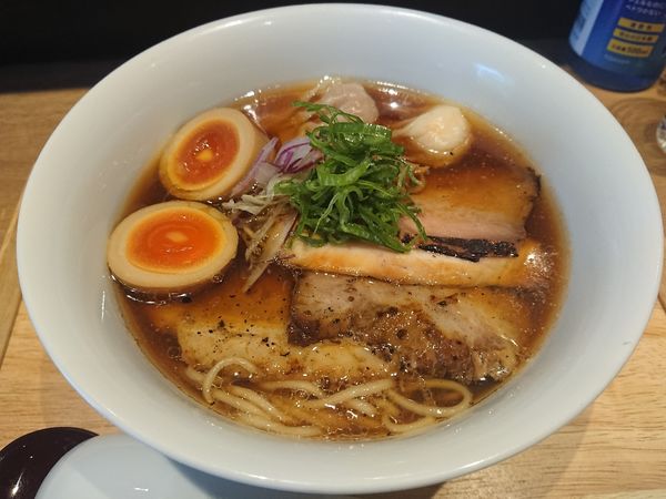 「特製醤油らぁ麺 1250円」@らぁ麺や 嶋の写真