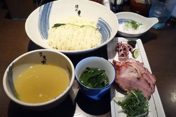 「【限定】薬涼潮つけそば＋窯焼きチャーシュー」@麺や 虎徹の写真