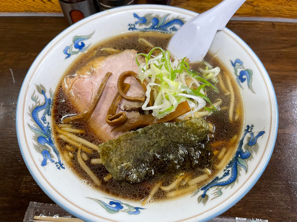 「ラーメン（醤油）¥800」@味の華龍の写真