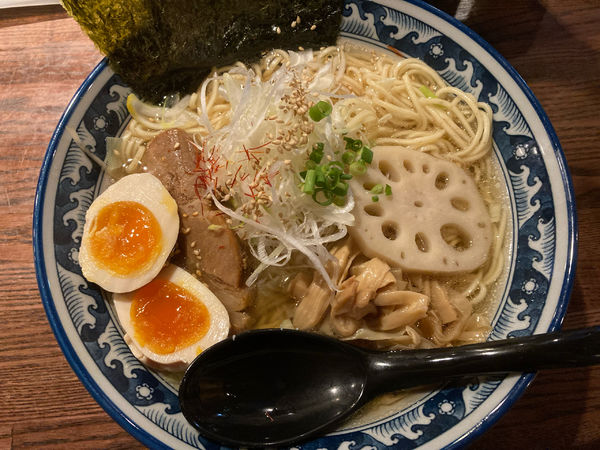 「ひのでやラーメン¥950+味たまご¥120+瓶ビール¥440」@和風楽麺 四代目 ひのでやの写真