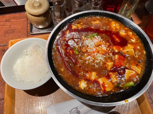 「全とろ麻婆麺（大盛）辛さ１」@新潟 三宝亭東京ラボ 中目黒店の写真