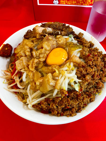 「小汁無し麺　300g to 150g」@立川マシマシ 太田店の写真