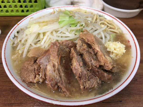 「小ブタ(ニンニク) 850円」@ラーメン二郎 品川店の写真