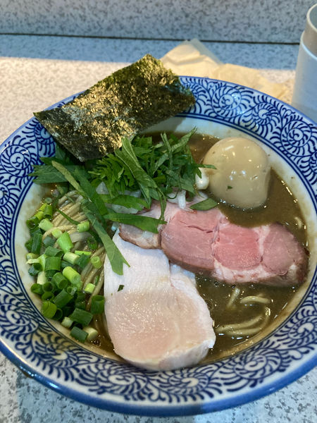 「濃厚煮干味玉ラーメン」@破壊的イノベーションの写真