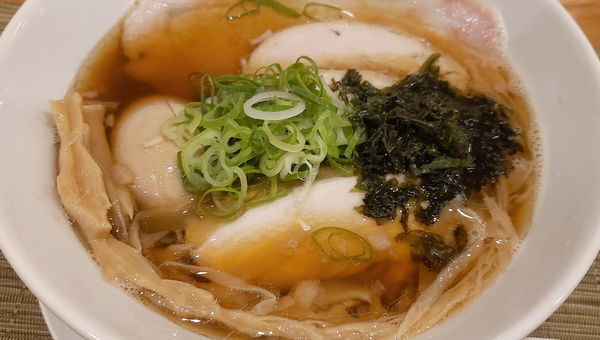 「特製煮干しラーメン」@原口商店の写真