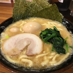 横浜家系ラーメン 品川家 三田店の画像